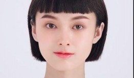 吃瓜网红视频对镜拍摄,镜中自拍的趣味瞬间