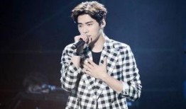 李易峰往年爆料视频合集,揭秘明星背后的故事