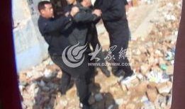 新闻爆料强拆事件视频,冲突升级，居民权益引发社会关注
