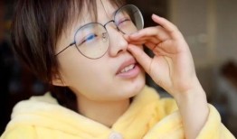 爆料闺蜜以前的样子视频,从青涩少女到时尚达人